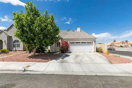 8300 Hatteras Ct Las Vegas, NV 89145