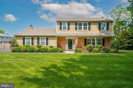 605 Farview Ave Newtown Square, PA 19073