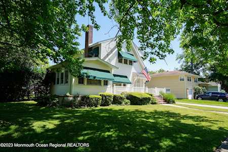 308 Lakeview Ave Ocean Twp, NJ 07712