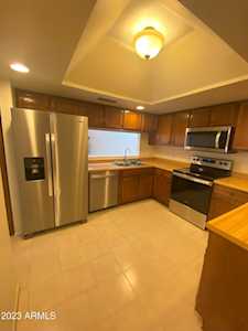 2703 E Cactus Road Phoenix, AZ 85032