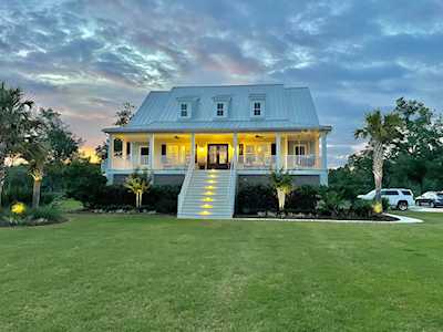 2670 Burden Creek Rd Johns Island, SC 29455