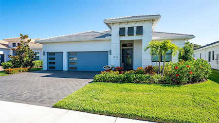 4944 Surfside CIRCLE Lakewood Ranch, FL 34211