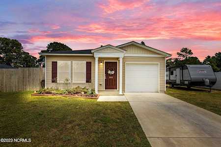 203 Essex Street Greenville, NC 27834