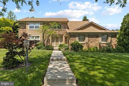 1638 Prince Dr Cherry Hill, NJ 08003