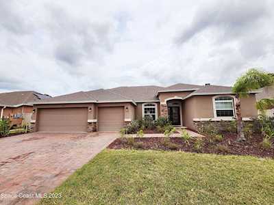 629 SE Easton Forest Circle Palm Bay, FL 32909