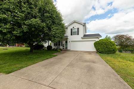 2224 Preakness Ct Lexington, KY 40516