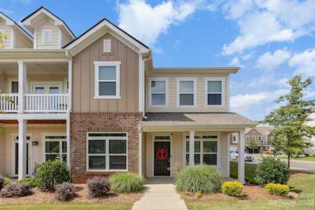 214 Overstone Ct Fort Mill, SC 29715