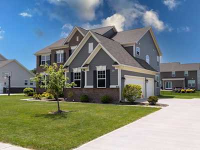 2328 Angelina Way Greenwood, IN 46143