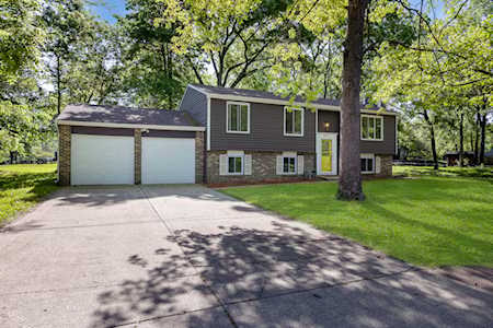 9025 Kasteel Way Indianapolis, IN 46250