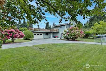 4217 Sunset Dr W University Place, WA 98466