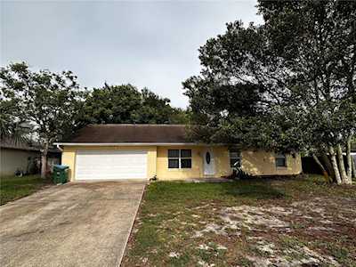 1350 Bailey Ave Deltona, FL 32725