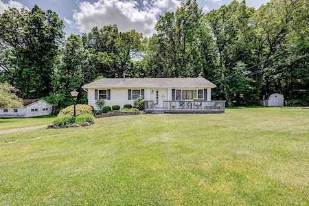 65 Brentwood Drive Newark, OH 43055