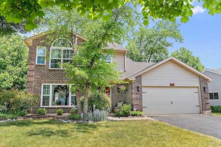 1517 Candlewood Dr Crystal Lake, IL 60014