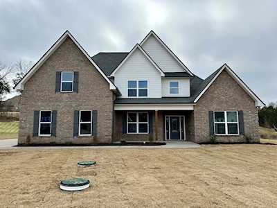 1221 White Rock Road Murfreesboro, TN 37129