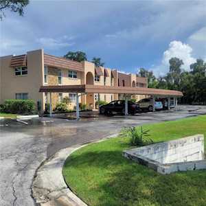 107 Aspen CIRCLE #107 Seminole, FL 33777