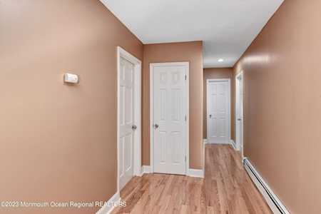 17 Helen Ave Howell, NJ 07731
