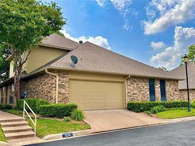 1214 Woodland Park Drive Hurst, TX 76053