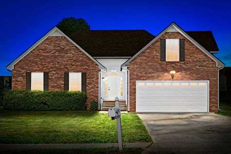 3883 Benjamin Dr Clarksville, TN 37040