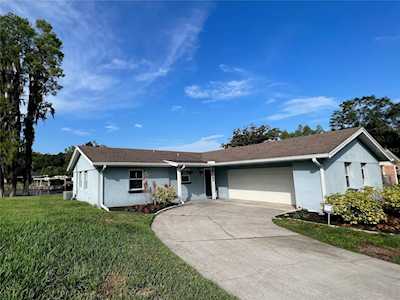 18818 Tracer Dr Lutz, FL 33549