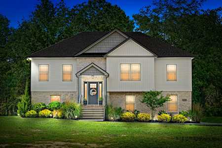 1332 Morning Star Dr Clarksville, TN 37042