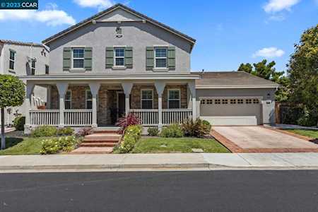 1037 Martinez Dr Brentwood, CA 94513
