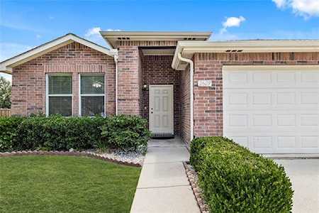 2609 S Wavecrest Court Little Elm, TX 75068