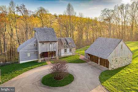 39 Brownstone Ln Elverson, PA 19520