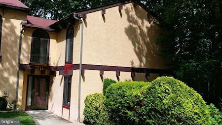 413 Sonora Ln Sicklerville, NJ 08081
