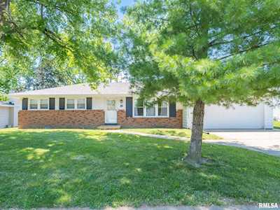 2802 W Gilbert Ave Peoria, IL 61604