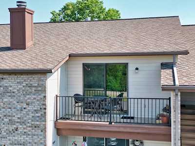 1877 E Waterfront Dr Columbia, MO 65202