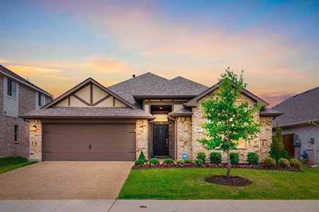 3817 Honeycomb Hollow Melissa, TX 75454