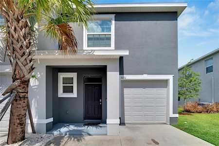 3250 Pleasant Willow Ct Brandon, FL 33511