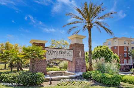 4480 Deerwood Lake PKWY Jacksonville, FL 32216