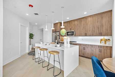 338 Newark Ave #602 Jersey City, NJ 07302