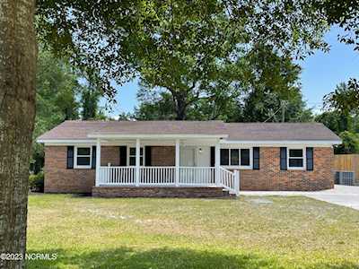 5211 Sardou Road Wilmington, NC 28412