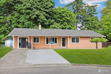 1924 S 254th Place Des Moines, WA 98198