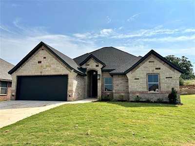 231 Jacinth Lane Granbury, TX 76049
