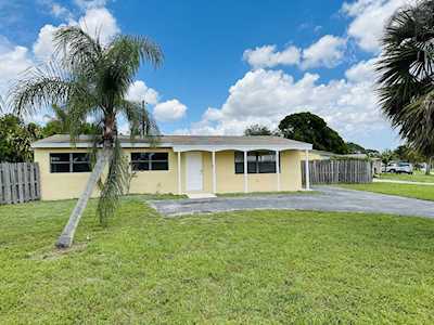 9105 Reed Drive Palm Beach Gardens, FL 33410