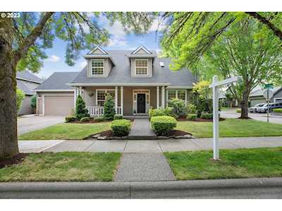 23015 SW Pinehurst DR Sherwood, OR 97140
