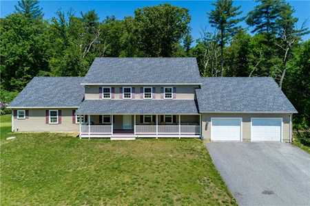 799 Chestnut Hill Rd Glocester, RI 02814