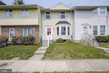 7660 Sherlock Ct Pasadena, MD 21122