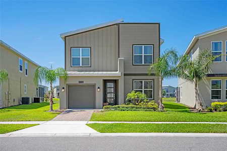 8938 Cabot Cliffs Dr Davenport, FL 33896
