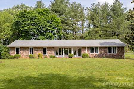 16 Ballantree Dr Asheville, NC 28803