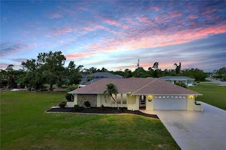 573 Orange Dr NW Port Charlotte, FL 33952