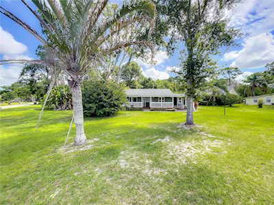 202 W 27th St Sanford, FL 32773