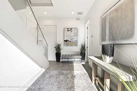 200 Ocean Blvd #11 Long Branch, NJ 07740