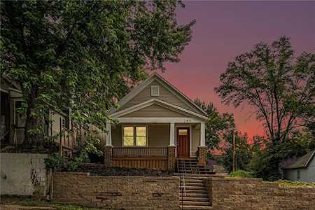285 S 8th St Kansas City, KS 66101