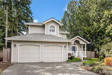 1923 235th Ct NE Sammamish, WA 98074