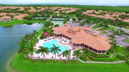 18841 SW 77th Ct Cutler Bay, FL 33157
