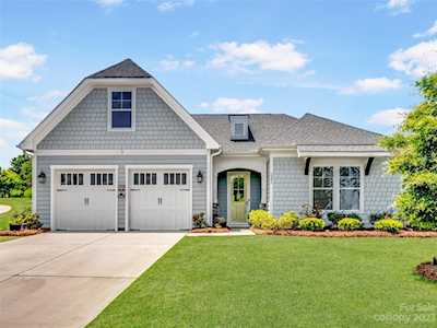 1001 Overlake Dr Belmont, NC 28012